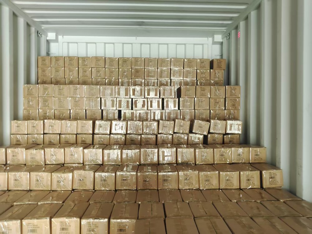 ¿Cómo asegura Dongguan Yijiaxin Gift las cadenas de suministro globales con su envío a granel de productos de arenas movedizas acrílicas?