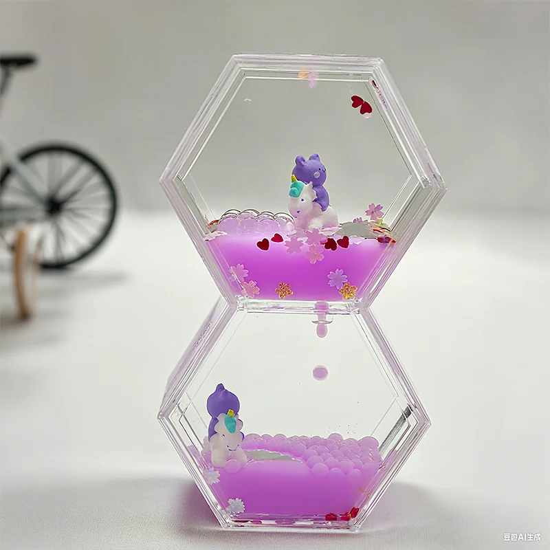Double Rhombus Shaped Liquid Hourglass Ornament